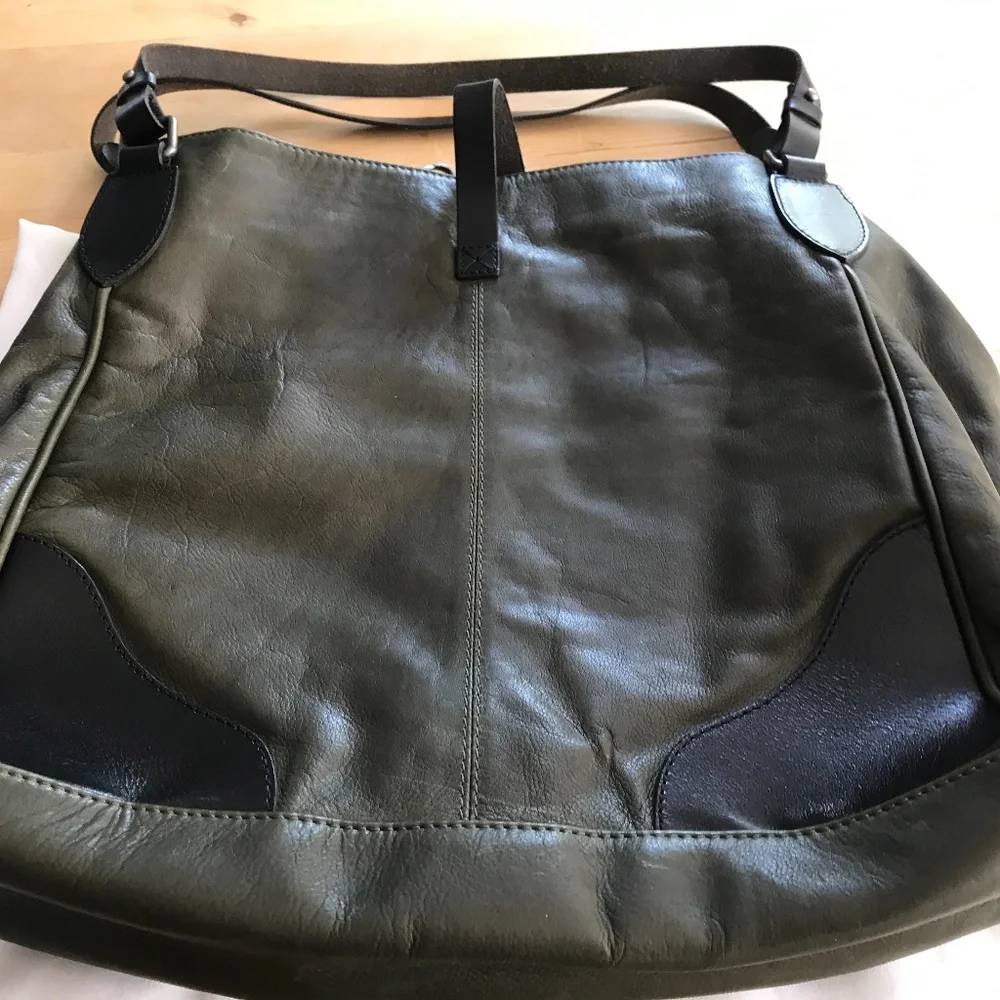TYLIE SHOULDER WOVEN BAG NEW/VINTAGE /RARE